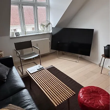 Cozy Loft In Heart Of Noerrebro København